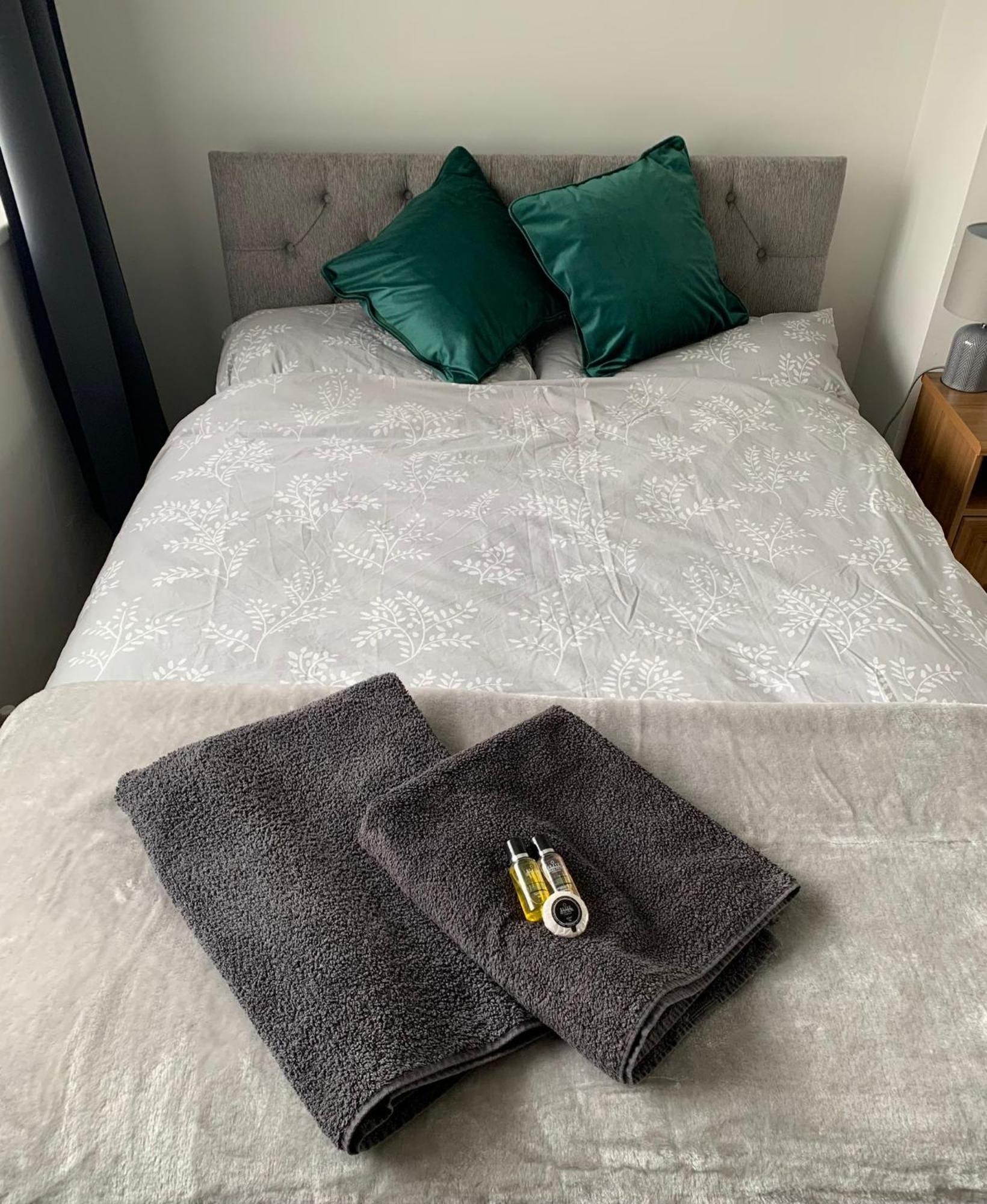 Modernised Home With 2 Bedrooms In 卡迪夫 外观 照片